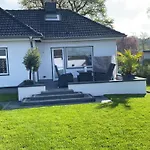 Luxurioeses Anita Mit Pool, Whirlpool Und Sauna Nahe Timmendorfer Strand, Travemuende Und Luebeck 펜션 Sereetz