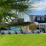Luxurioeses Anita Mit Pool, Whirlpool Und Sauna Nahe Timmendorfer Strand, Travemuende Und Luebeck