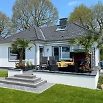 Luxurioeses Anita Mit Pool, Whirlpool Und Sauna Nahe Timmendorfer Strand, Travemuende Und Luebeck 펜션 Sereetz