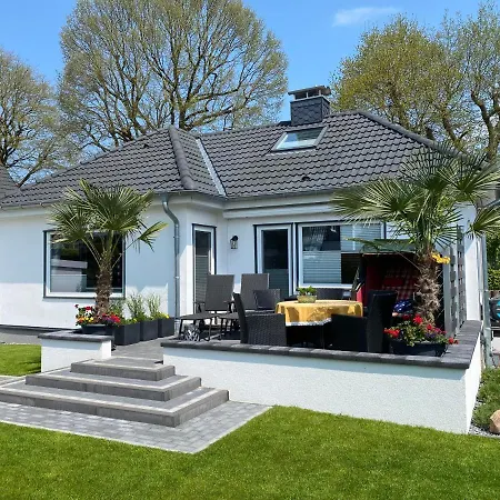 Luxurioeses Anita Mit Pool, Whirlpool Und Sauna Nahe Timmendorfer Strand, Travemuende Und Luebeck Casa vacanze Sereetz